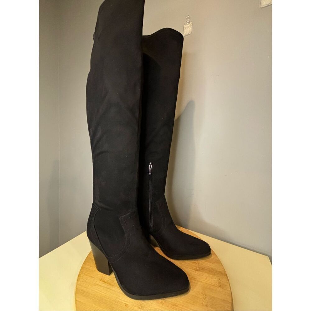Marc Fisher‎ Women's Suede Knee High Side Zip Heeled Boots Black Size 6M
